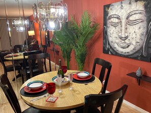 Dining - Intimate Winter Oasis (Palm Springs)