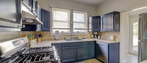 Fridge, microwave, oven, dishwasher