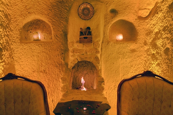 Quarto casal superior, 1 cama Queen, para não fumantes, lareira | Vista do quarto