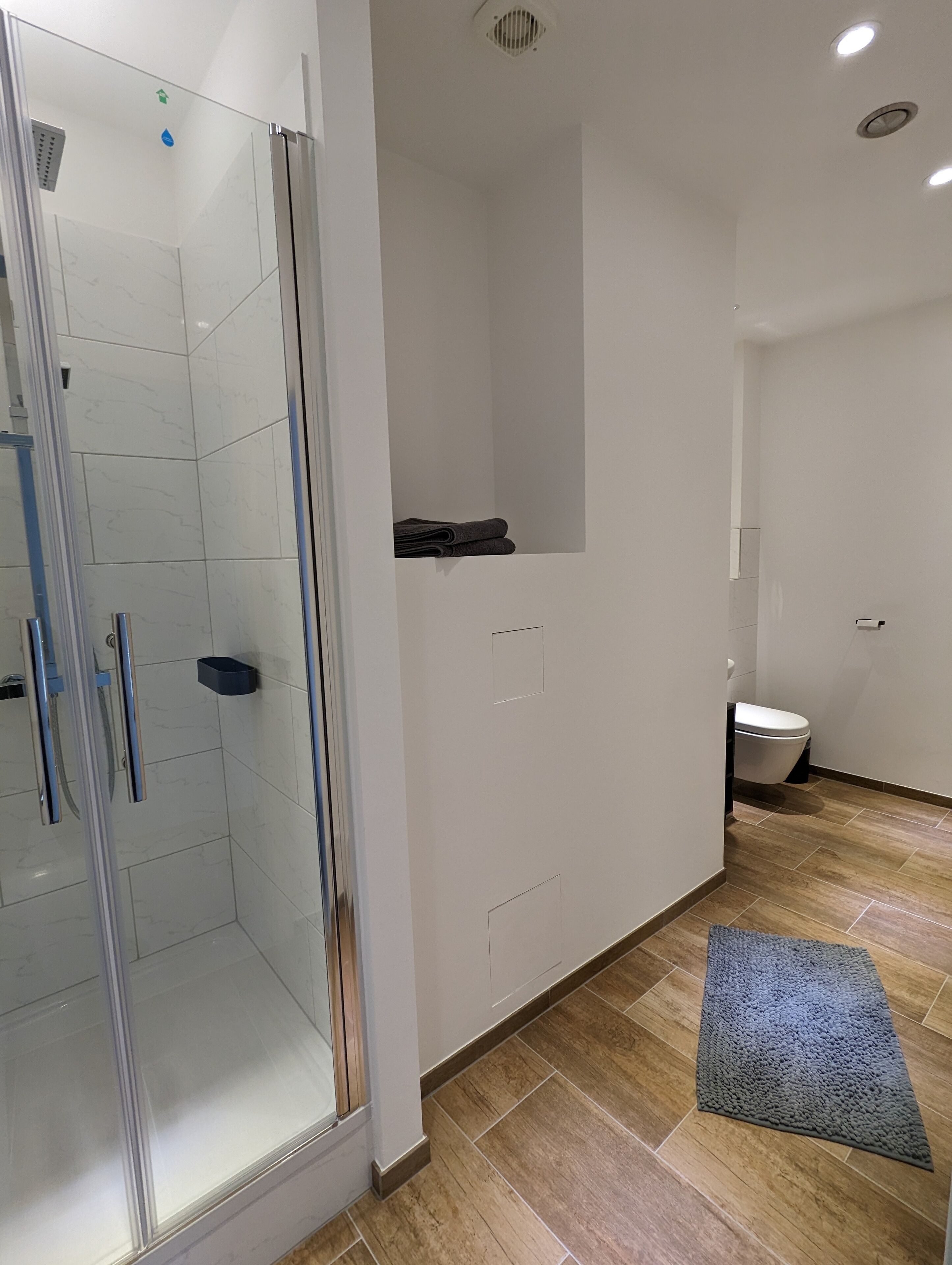 淋浴設備、提供毛巾、番梘、廁紙