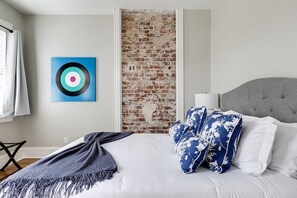 4 Schlafzimmer, Bügeleisen/Bügelbrett, WLAN, Bettwäsche
