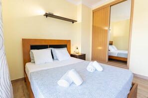 3 多间卧室、熨斗/熨衣板 、免费 WiFi