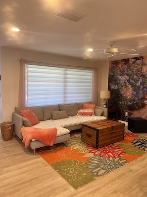Smart TV, books - 10 Min TO SIESTA BEACH/SARASOTA! AFFORDABLE PARADAISE!!! (Sarasota)