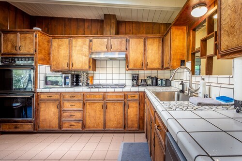 Roads End River Home - 5 bedrooms