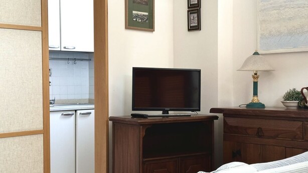 Unclassified image, 1 of 20, button - S256 - Sirolo, comfortable apartment in the center (Sirolo)