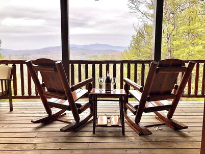 *Mountain View* Bear Pause Mineral Bluff GA - Blue Ridge GA - East TN - West NC