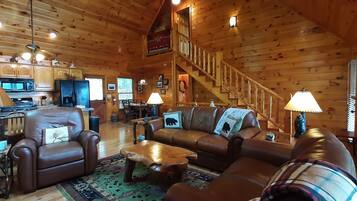 智能电视、壁炉、电子游戏