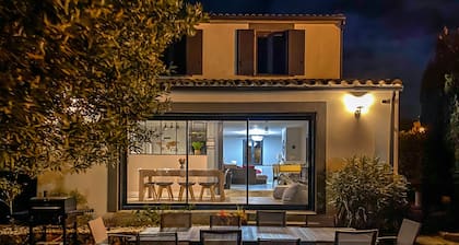 Carcalove - Pool, Billard & Jacuzzi - 10pax