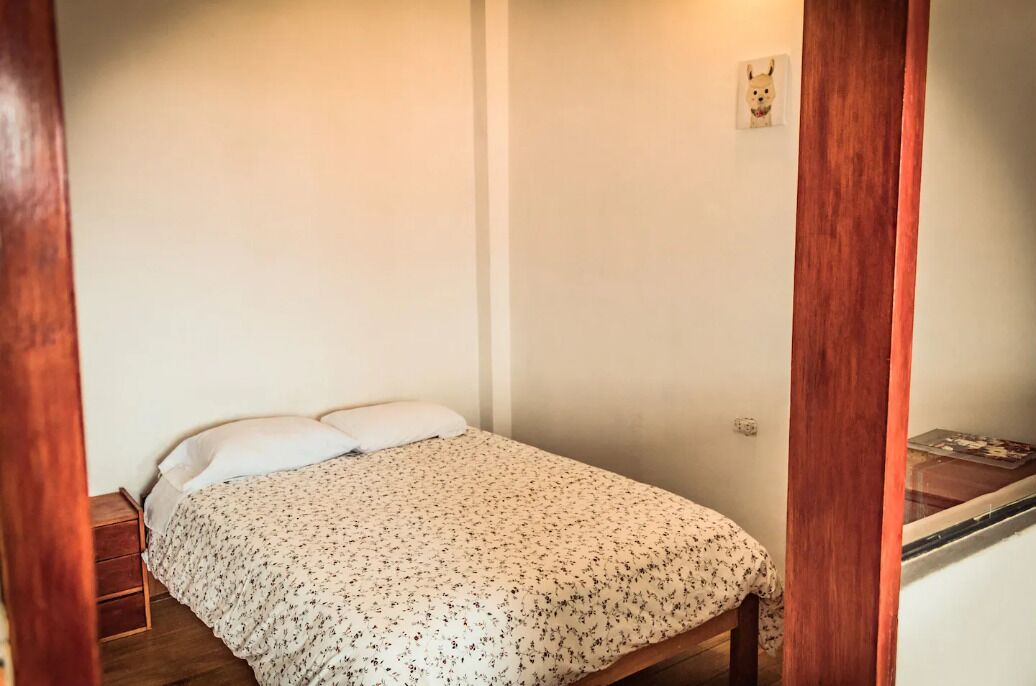 1 間睡房、書桌、Wi-Fi