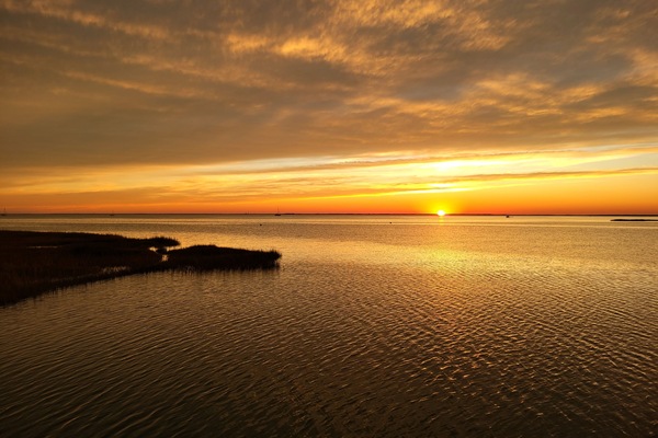 What are you waiting for, don't let the sun set on this great deal of a vacation