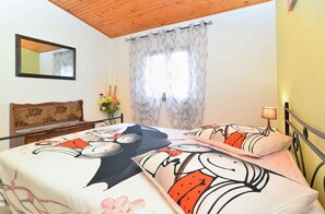 WiFi - Holiday apartment with balcony and air conditioning (Pula)