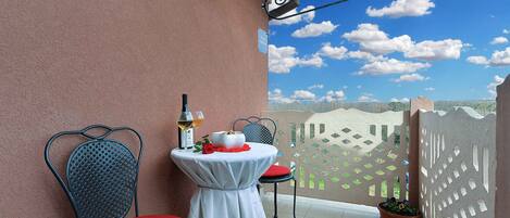 屋外ダイニングエリア