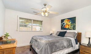 4 chambres, coffre-fort, accès au Wi-Fi (inclus), literie fournie