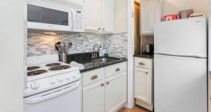 Embrace the mountain lifestyle in this delightful true ski-in/ski-out condo in Wintergreen!