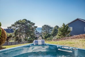 Casa, varias camas (Victorian By The Sea) | Alberca