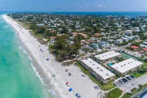 Beach nearby, beach towels