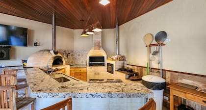 Excellent House in Noble Neighborhood (reg. do Palácio)