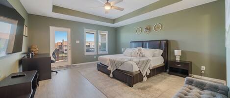 2 bedrooms, desk, iron/ironing board, travel cot