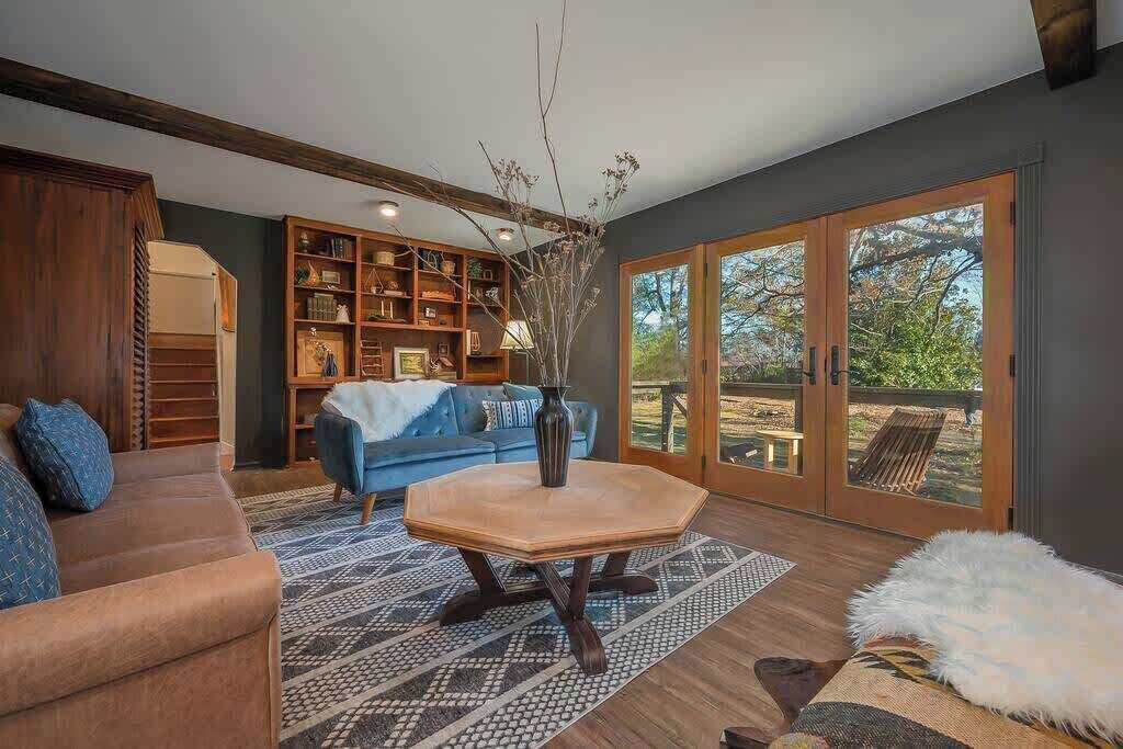 TV, fireplace, DVD player, foosball