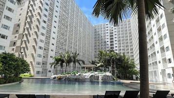 Indoor pool, outdoor pool