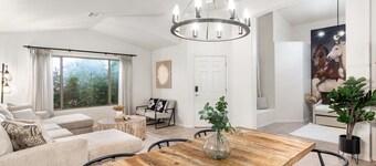 Tranquil Desert Retreat W/Pool & Gas Fire Pit