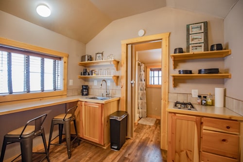 Wynken - Cloudcroft Cozy Cabin Near Downtown!