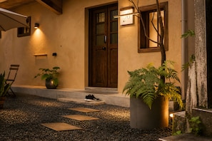 Junior Room | Terrace/patio