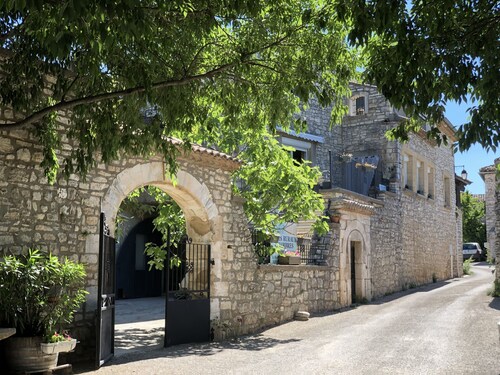 Gîte piscine** Chez Mémé de la Maréchale