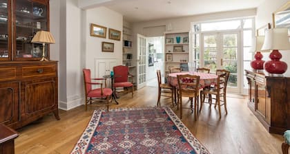 Charming 2BD Garden House - Hammersmith