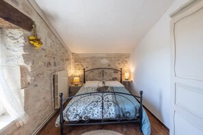 3 Schlafzimmer, Bügeleisen/Bügelbrett, Reisekinderbett, kostenloses WLAN