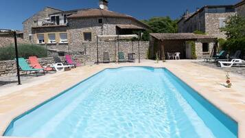 Utomhuspool