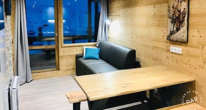 VAL THORENS APPARTEMENT 4/5 PERSONNES AGREABLE ENTIEREMENT RENOVÉ