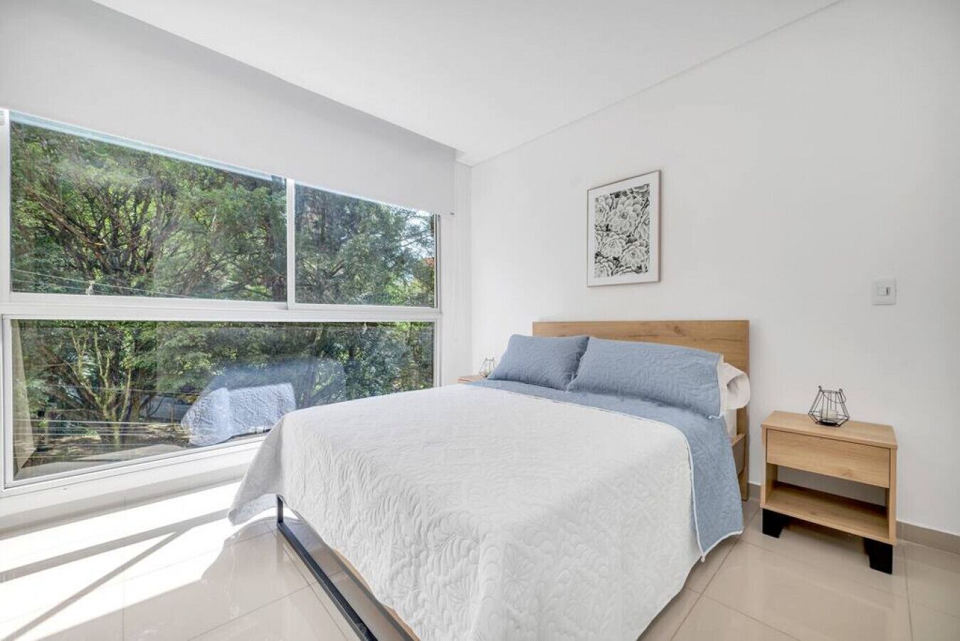 1 多间卧室、办公桌、熨斗/熨衣板、WiFi