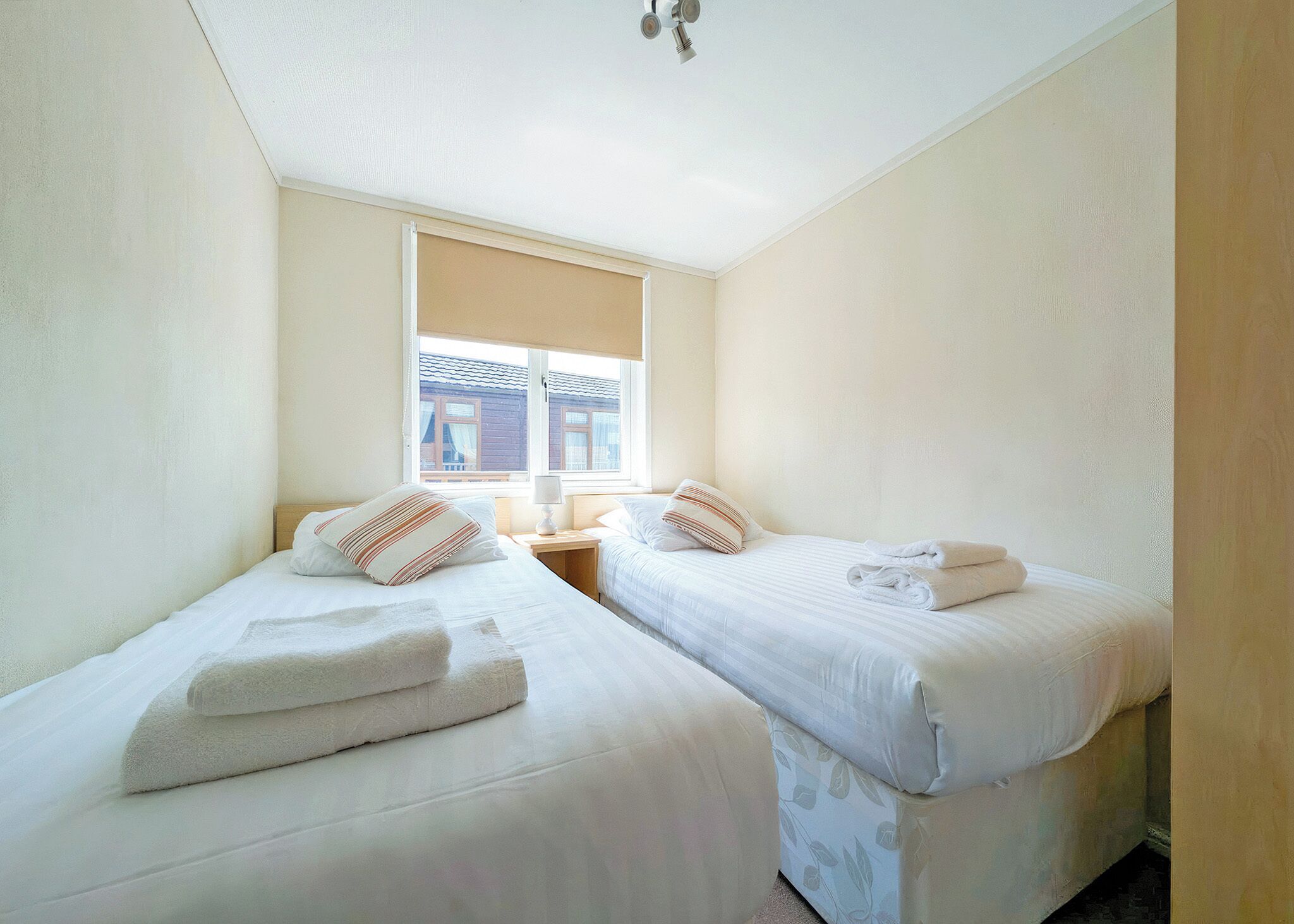 4 bedrooms, WiFi (free)
