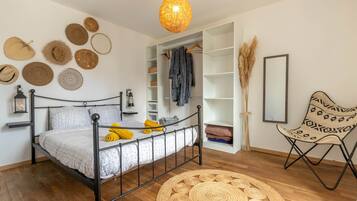3 chambres, fer et planche à repasser, Wi-Fi