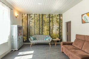 TV - La Maisonnette bien-être (Bagneux)