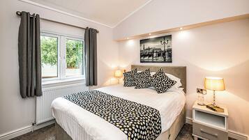 2 bedrooms, Internet