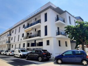 Exterior - 3-bedroom seafront apartment in Llançà, near beaches and activities (Llançà)