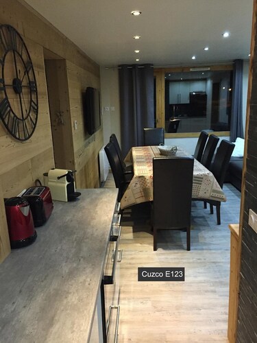 VAL THORENS APARTMENT FOR 10 PEOPLE FULLY RENOVATED