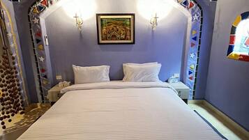 Colchones con pillow-top, minibar y decoración personalizada