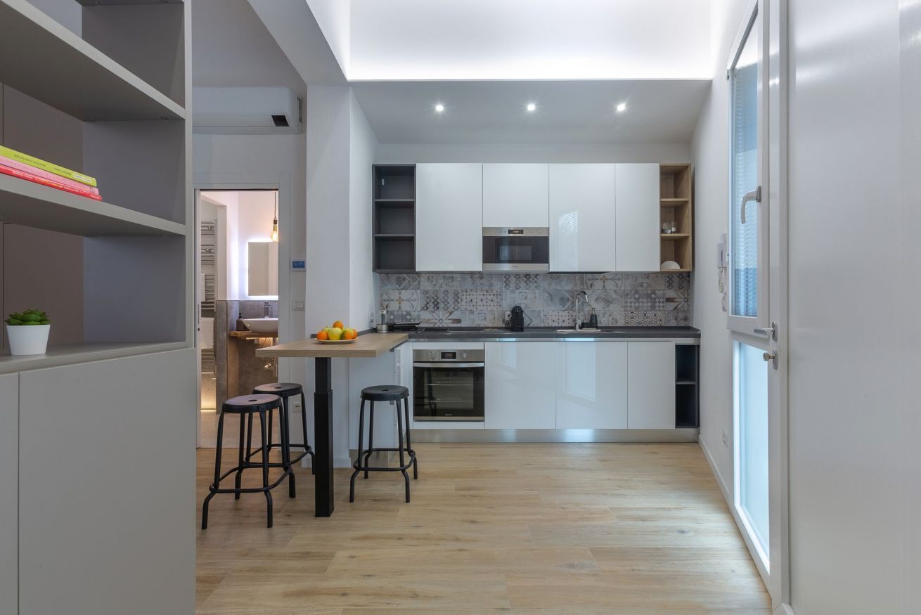 Micro-ondes, four, grille-pain