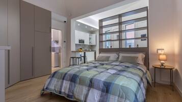 BĂŒgeleisen/BĂŒgelbrett, Internetzugang, BettwĂ€sche