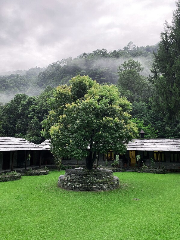 Exterior - Mountain Lodges of Nepal - Birethanti (Dangsing)