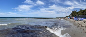 Large garden near the beach