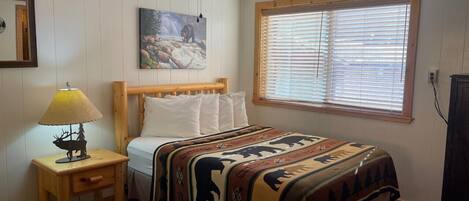 1 chambre, fer et planche à repasser, Wi-Fi, draps fournis