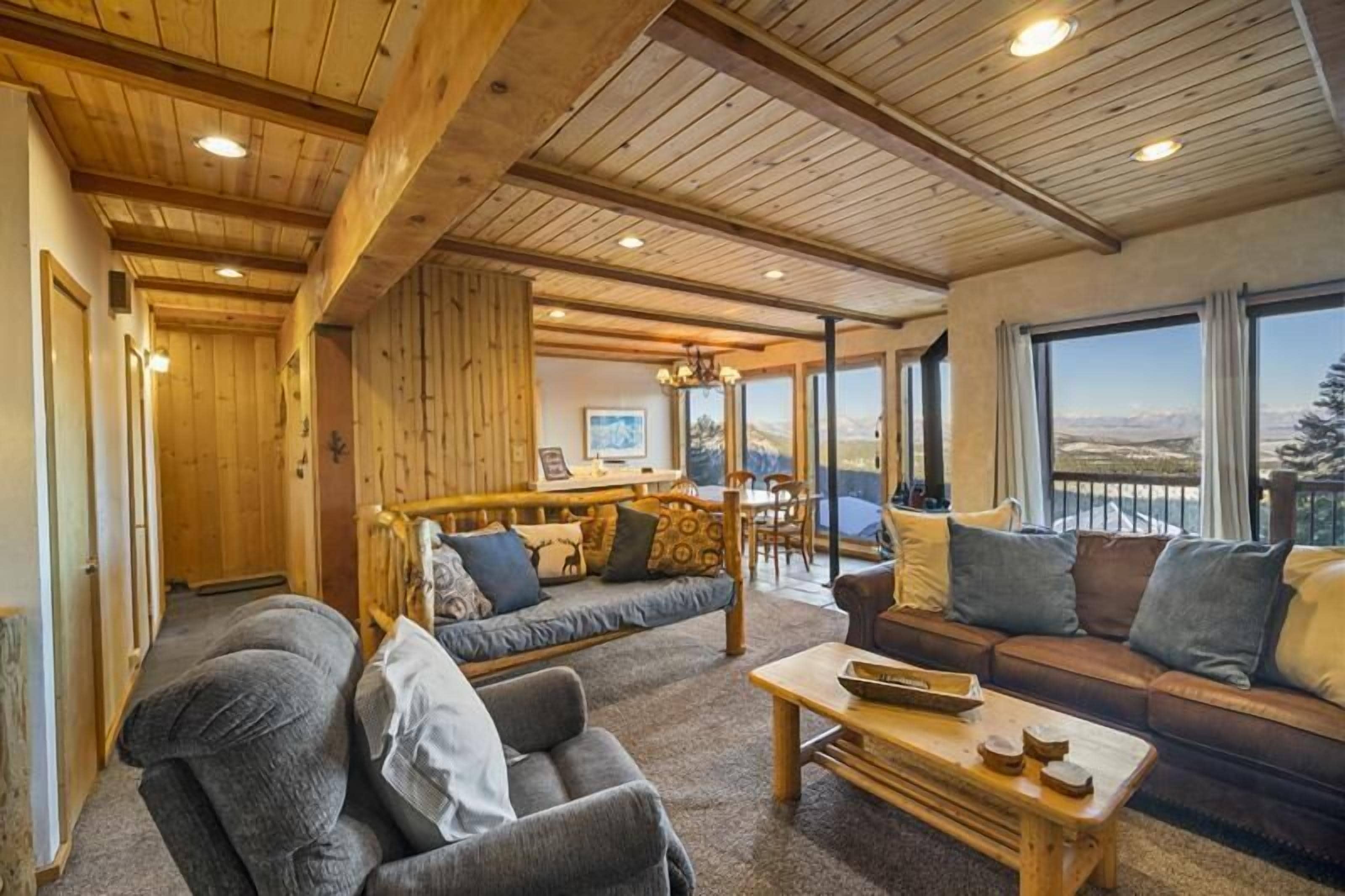 Timber Ridge #11 - Ski in/ Ski Out to Eagle Lodge