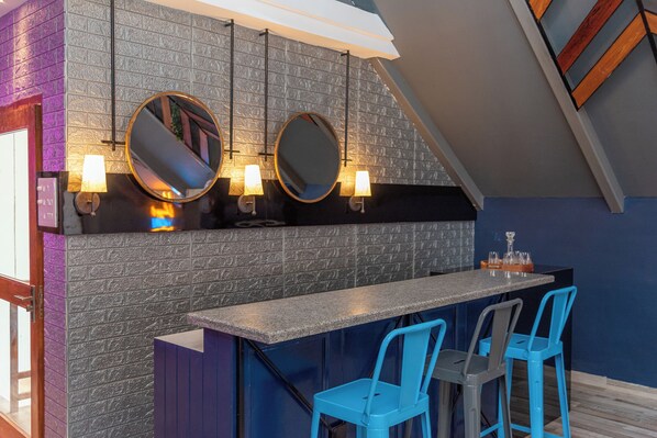 Bar (in der Unterkunft)