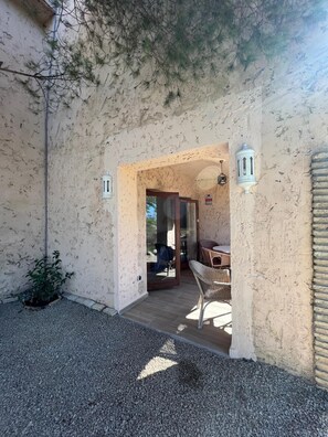 Exterior detail - terraced house with incredible views to the sea (San Fernando)