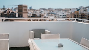 شرفة/رواق