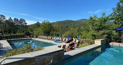 Luxury 3/3 Topnotch Townhouse